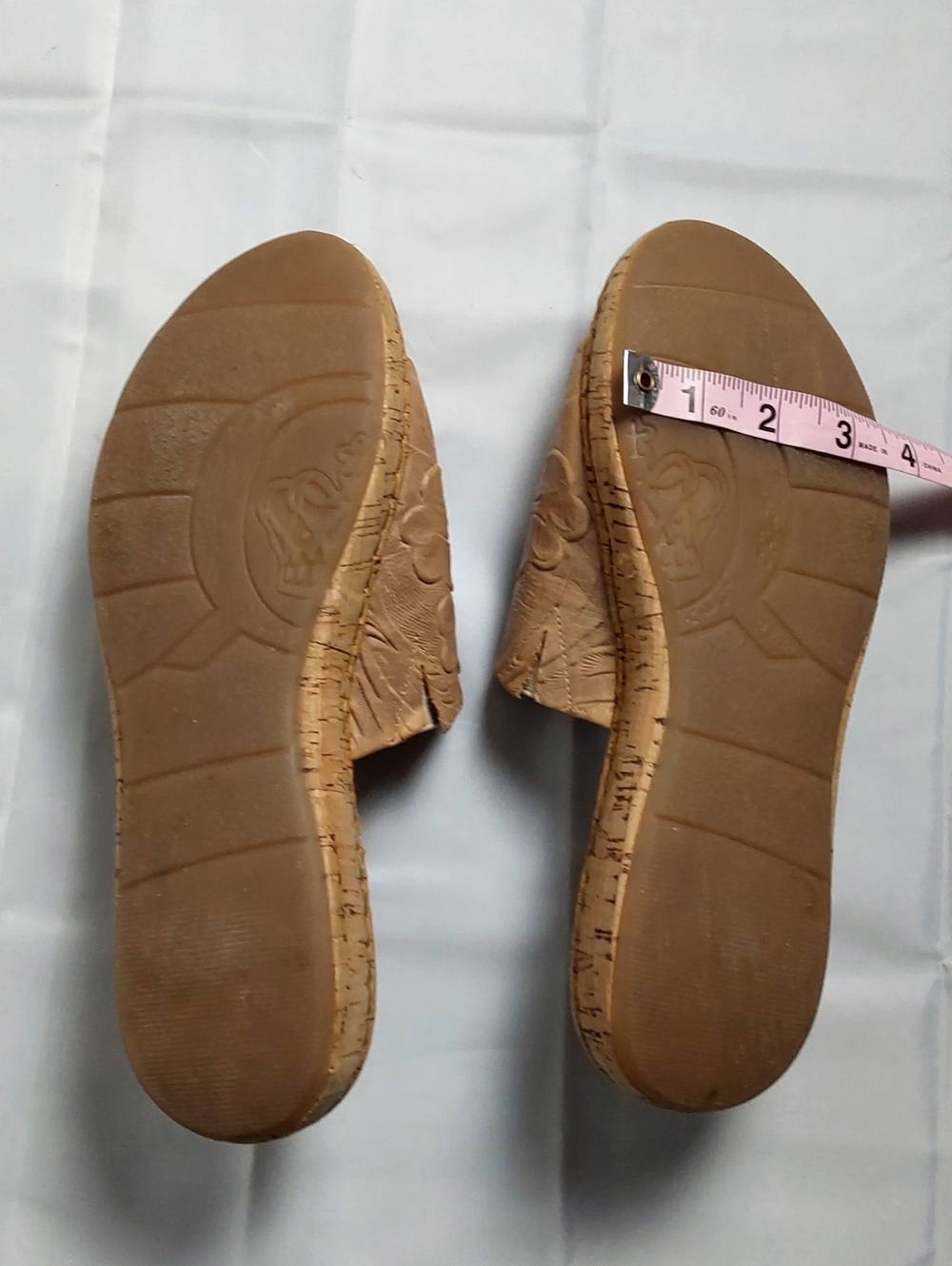  Born Fishlake Embossed Leather Slide Sandal - Picture 10 of 11